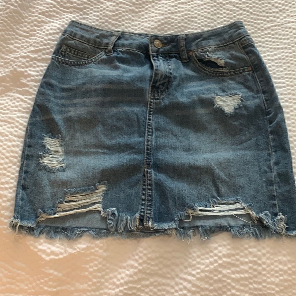 REWASH brand, vintage reunion, mini skirt, great condition, small